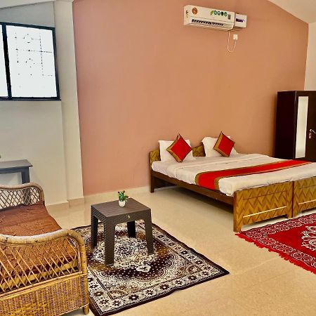 אנג'ונה St. Anthony Guest House. מראה חיצוני תמונה