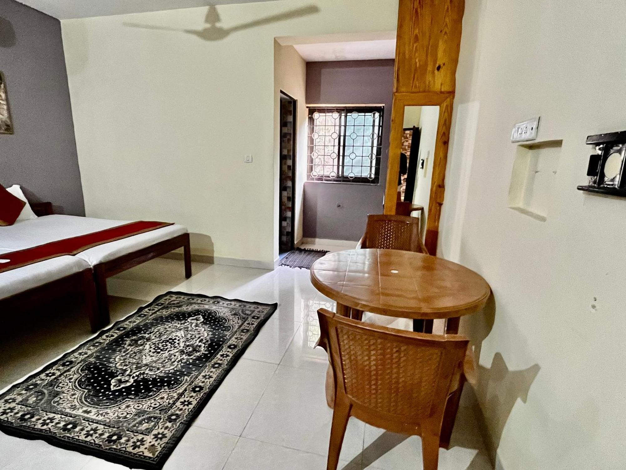 אנג'ונה St. Anthony Guest House. מראה חיצוני תמונה